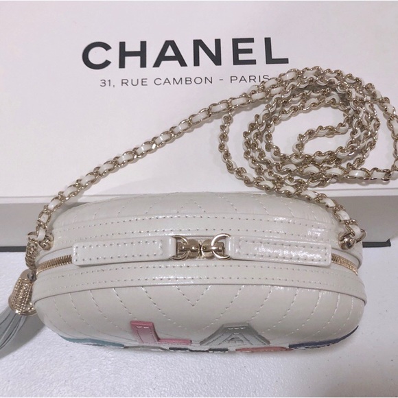 🚫SOLD🚫 BNWT Chanel 2019 Runway Multicolor Clutch - Picture 5 of 8